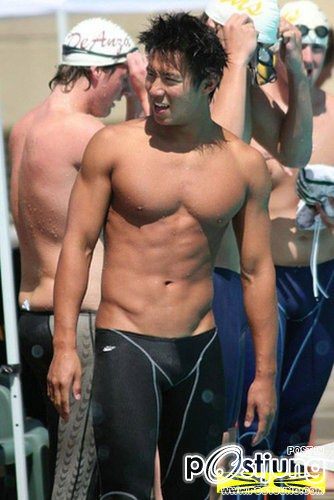 หนุ่มตี๋มีดี