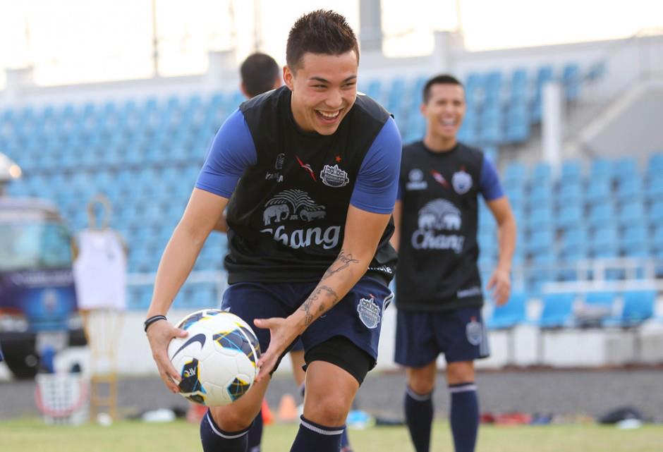 นักฟุตบอลลูกครึ่งไทย ชาริล ชัปปุยส์