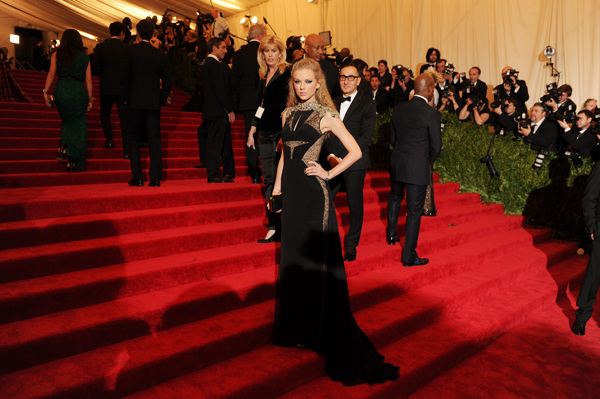 รวมมิตร แฟชั่นแซ่บเว่อร์ จากงาน MET Gala 2013