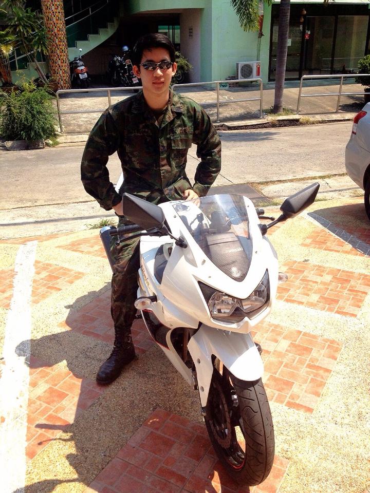 หมวดโรจน์ หล่อสุดๆ