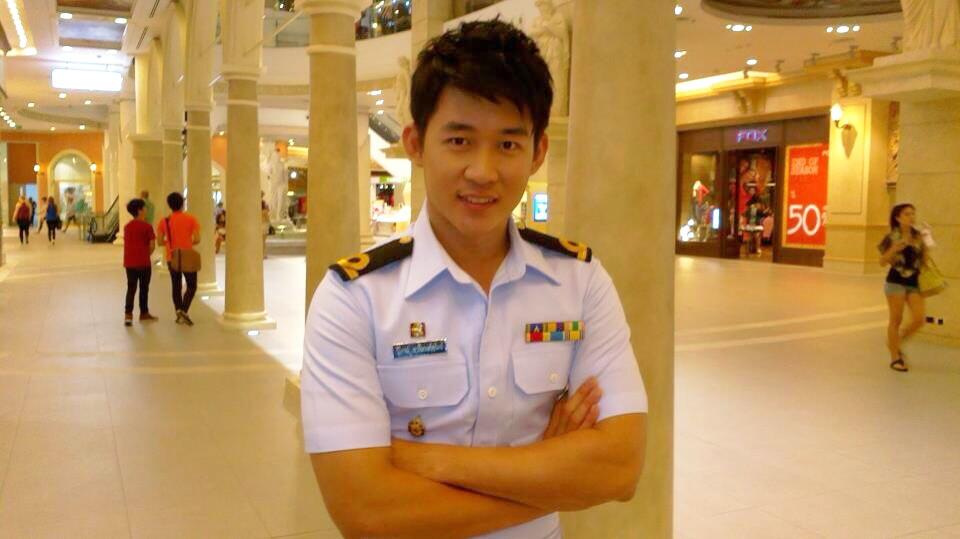 หมวดโรจน์ หล่อสุดๆ