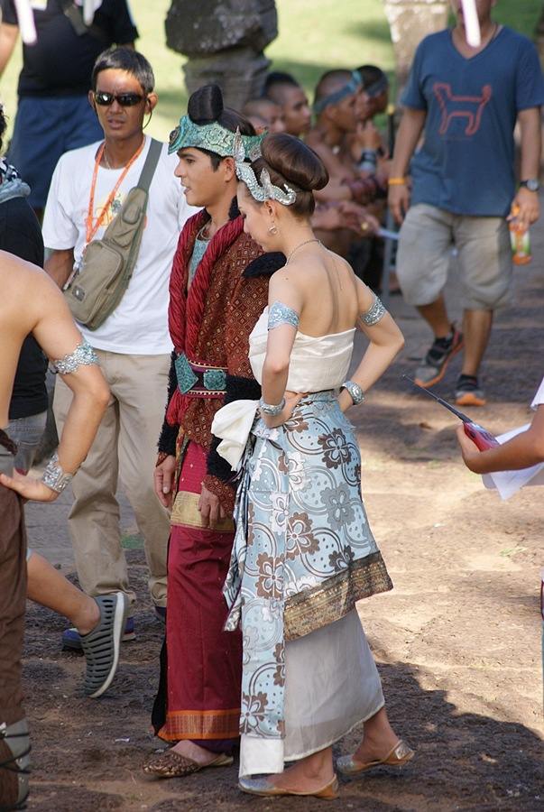 กรี๊ดด!! สาปพระเพ็ง ละครฟอร์มยักษ์แห่งปี 2013 แสง สี เสียง ฉากอลังการมากๆ ค่ะ ช่อง 3 การันตีคุณภาพเรตติ้งอันดับหนึ่งของไทย