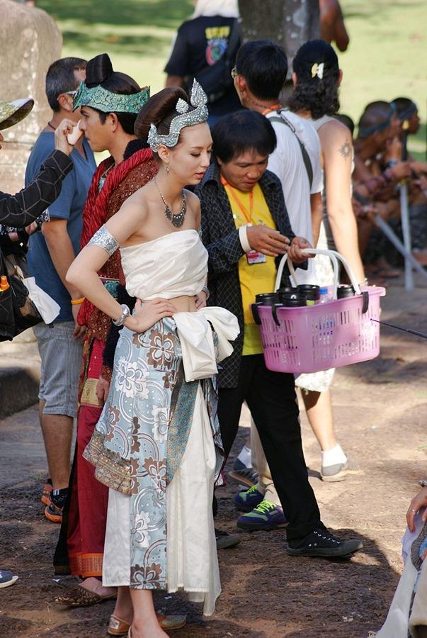 กรี๊ดด!! สาปพระเพ็ง ละครฟอร์มยักษ์แห่งปี 2013 แสง สี เสียง ฉากอลังการมากๆ ค่ะ ช่อง 3 การันตีคุณภาพเรตติ้งอันดับหนึ่งของไทย