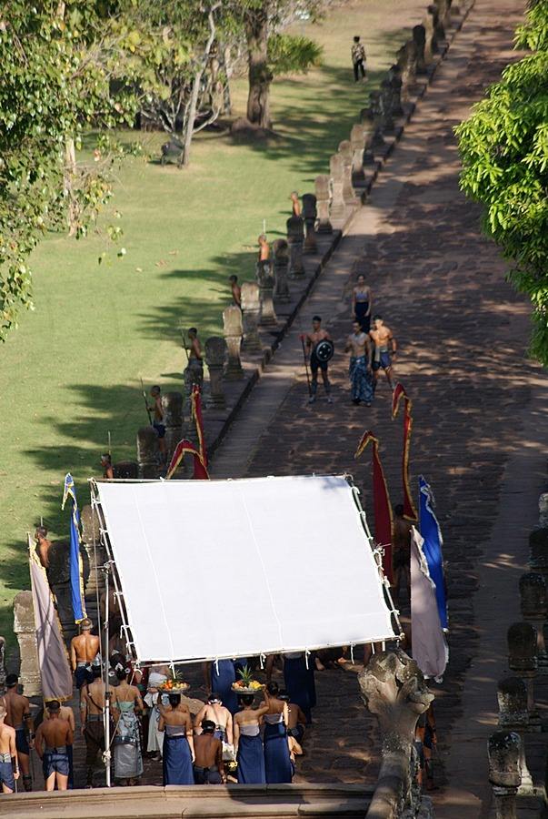 กรี๊ดด!! สาปพระเพ็ง ละครฟอร์มยักษ์แห่งปี 2013 แสง สี เสียง ฉากอลังการมากๆ ค่ะ ช่อง 3 การันตีคุณภาพเรตติ้งอันดับหนึ่งของไทย