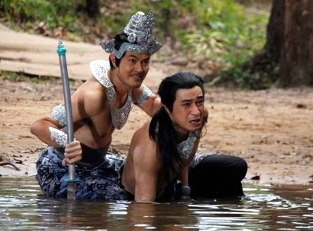 กรี๊ดด!! สาปพระเพ็ง ละครฟอร์มยักษ์แห่งปี 2013 แสง สี เสียง ฉากอลังการมากๆ ค่ะ ช่อง 3 การันตีคุณภาพเรตติ้งอันดับหนึ่งของไทย