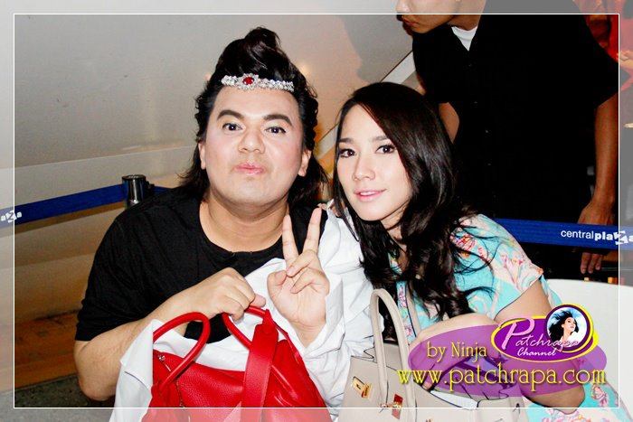 เจ้าหญิงอั้ม และ 'เด็จแม่ เอ มหาชนตัวจริงเสียงจริงค่ะ