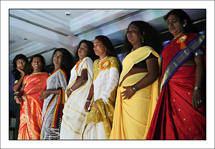 กะเทยอินเดีย สยบกะเทยไทยแท้