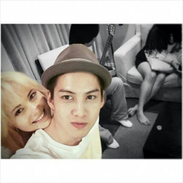 กอล์ฟ ควง เคธี่ เปิดตัวสื่อครั้งแรก เขิน โดนบอก just love