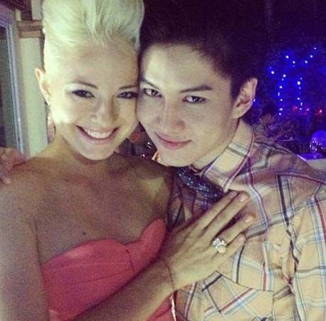 กอล์ฟ ควง เคธี่ เปิดตัวสื่อครั้งแรก เขิน โดนบอก just love