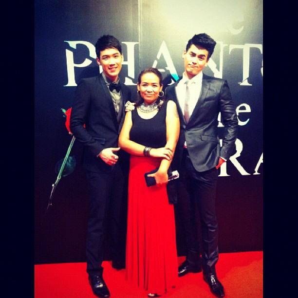 เหล่าดาราแห่ร่วมงาน Phantom of the opera รอบกาล่า