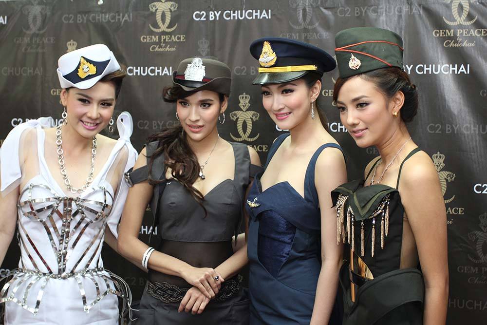 4 นางเอกดัง ในงาน  วันผู้ให้กำเนิด  เกิดมาตุภูมิ ของคุณชูชัย ชัยฤทธิเลิศ