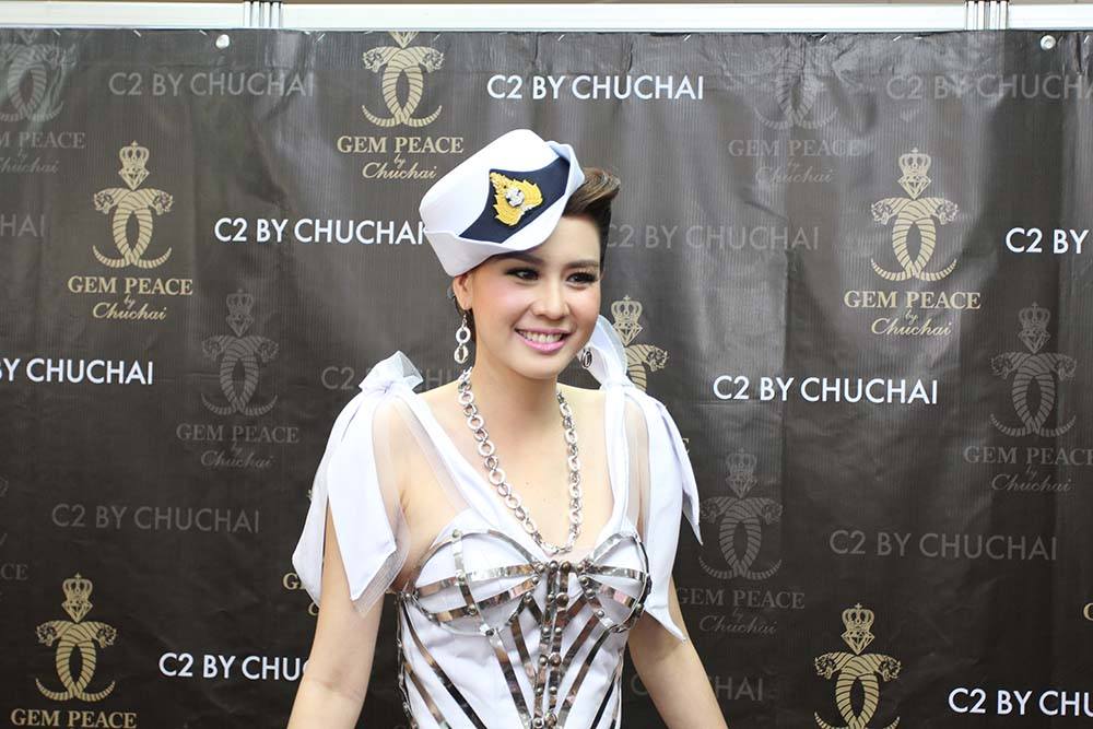 4 นางเอกดัง ในงาน  วันผู้ให้กำเนิด  เกิดมาตุภูมิ ของคุณชูชัย ชัยฤทธิเลิศ