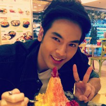 บอม ธนิน