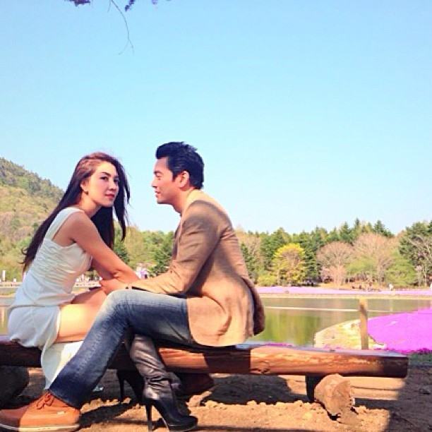 สวีทสุด ๆ ชาคริต-วุ้นเส้น จูงมือหวาน เที่ยวญี่ปุ่น