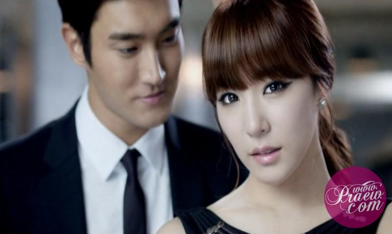 Tiffany ผิวขาวมาก เหมือน ตุ๊กตา หิมะ เลย