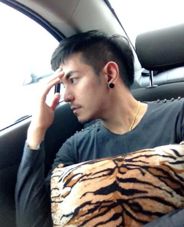 หนุ่มๆจากเฟส