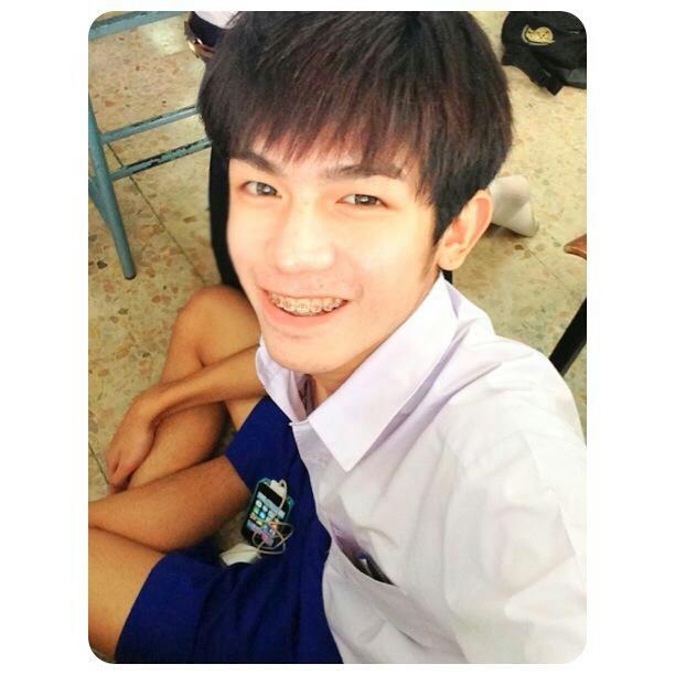 หนุ่มๆจากเฟส