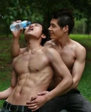พ่อหนุ่ม หุ่นฟิน 62 !!