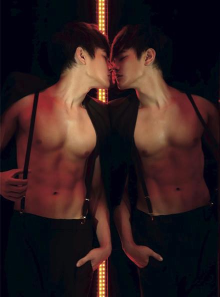 พ่อหนุ่ม หุ่นฟิน 62 !!