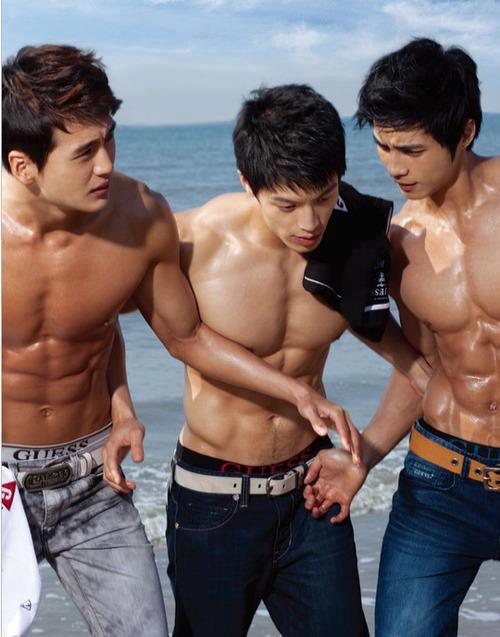 พ่อหนุ่ม หุ่นฟิน 62 !!