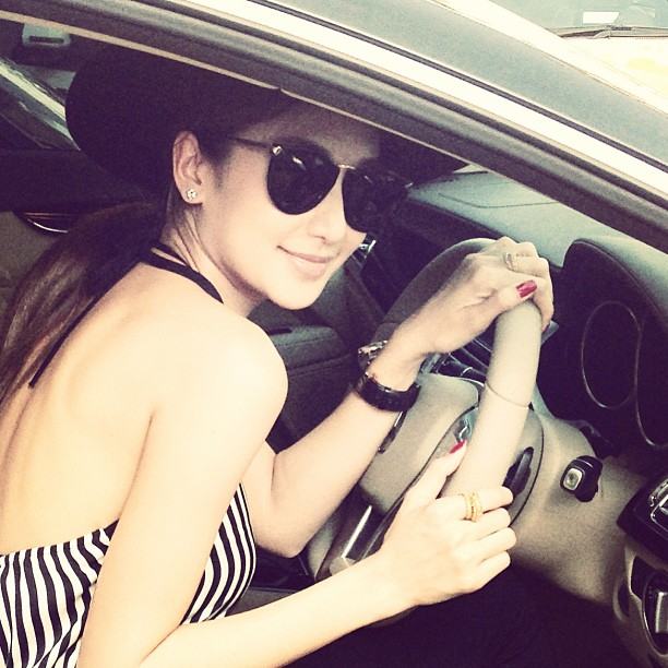 เนย โชติกา สวยเป๊ะ