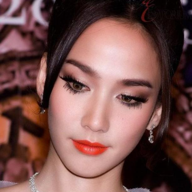 พัชราภา (โพสท์เฉยๆชอบ^^)