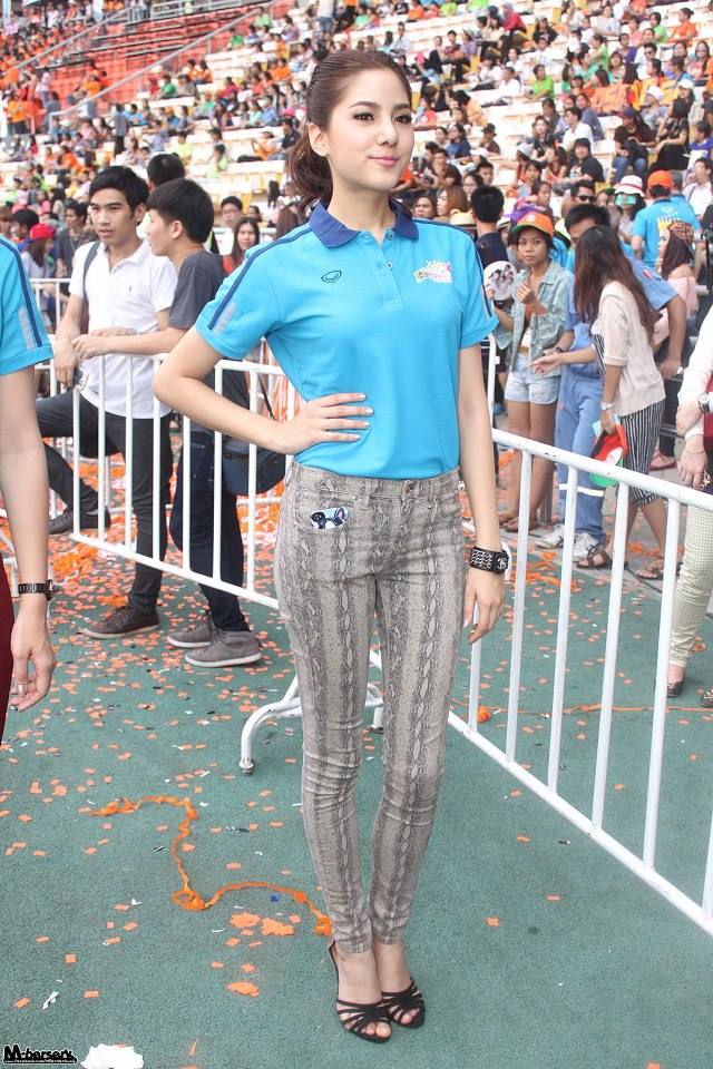 พรีม รณิดา นางเอกช่อง3 สูง หุ่นดี