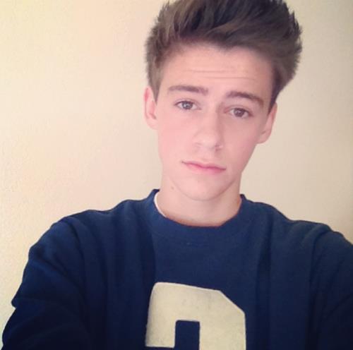 หนุ่มๆหล่อกันทั้งนั้น*O*!
