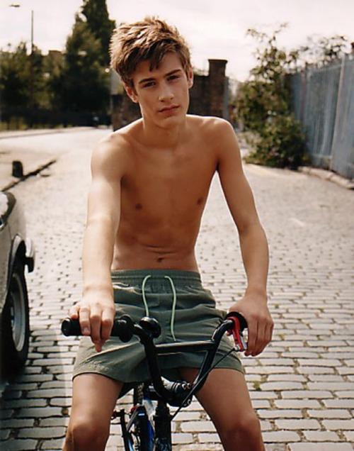หนุ่มๆหล่อกันทั้งนั้น*O*!