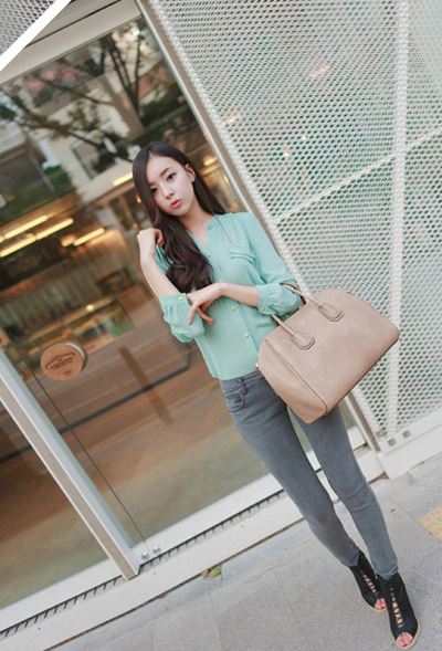 แฟชั่น เสื้อผ้า สไตล์เท่ปนหวาน สำหรับ สาวๆ