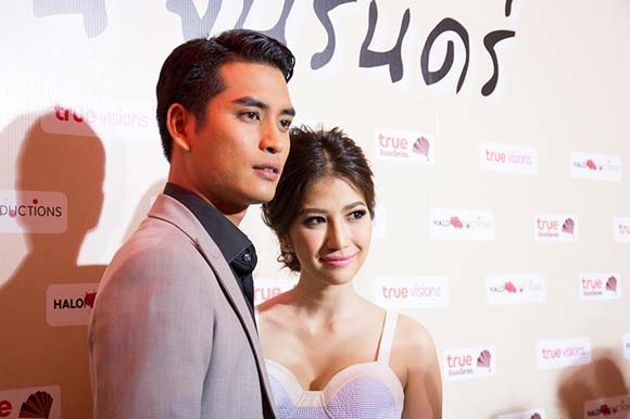 งานเปิดตัว ซีรีส์ รักนี้ชั่วนิจนิรันดร์ ติ๊ก ออม นำทีมนักแสดง