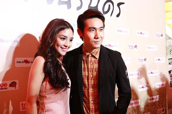 งานเปิดตัว ซีรีส์ รักนี้ชั่วนิจนิรันดร์ ติ๊ก ออม นำทีมนักแสดง