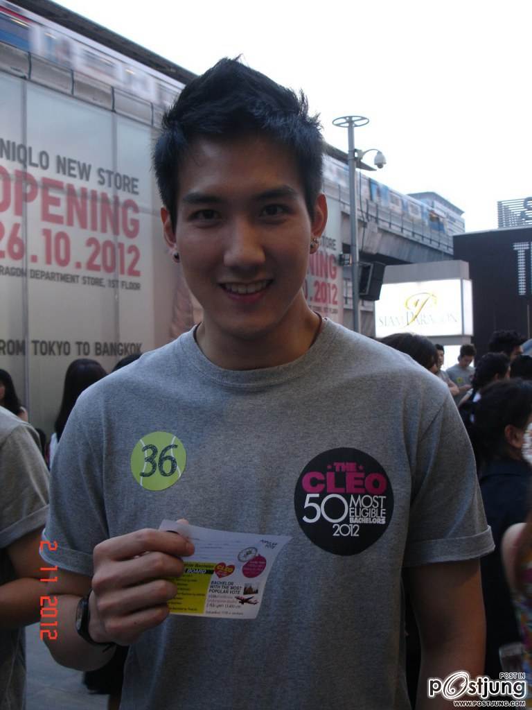 หนุ่มไทย...กล้ามใหญ่