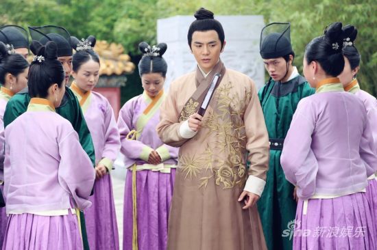อัพเดรต จาก เล็กเซียวหงส์ (2013)