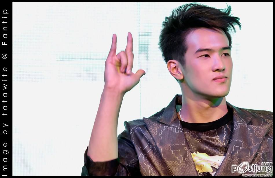 ซูมๆเจมส์ มาร์ ใสวิ๊งค์ๆปากน่าจุ๊บ