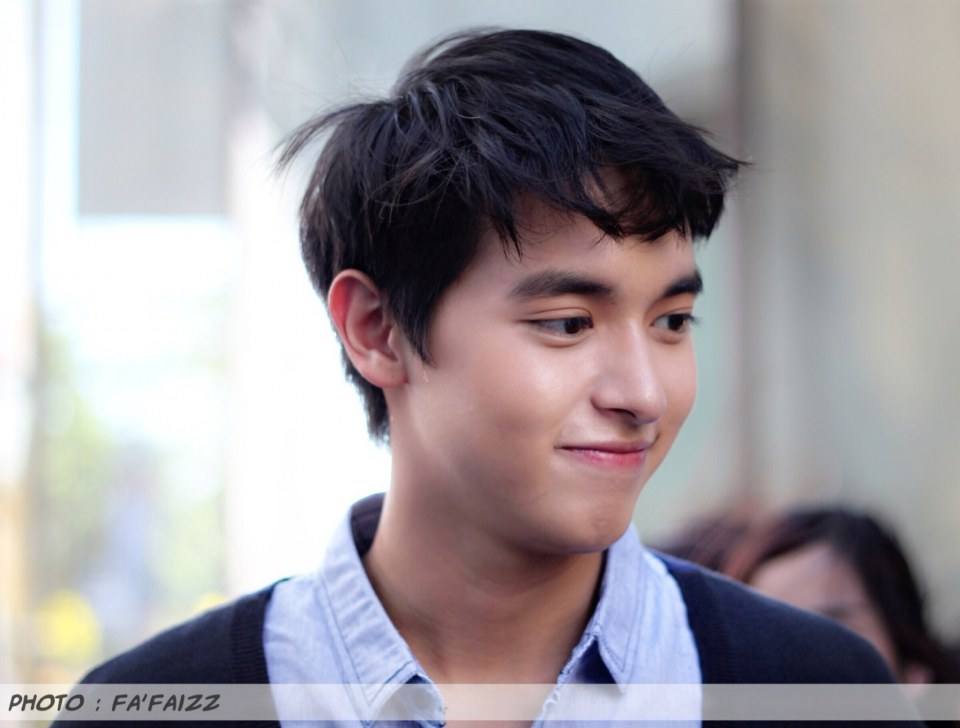เจมส์จิ  ทำติ่งไทยกลับบ้าน