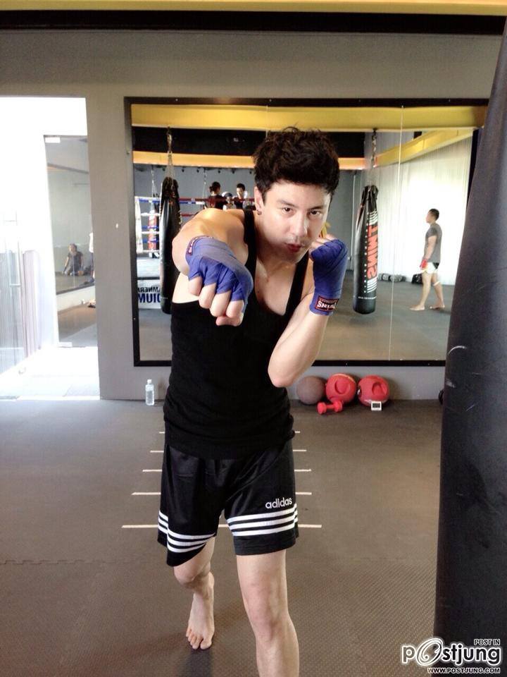 พ่โดม..ดาราที่มีข่าวกับแฟนสาวบ่อยสุด