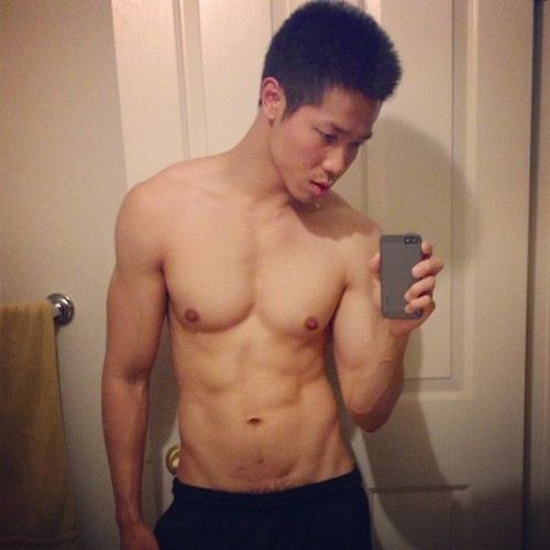 หุ่นดีวะSad![28]