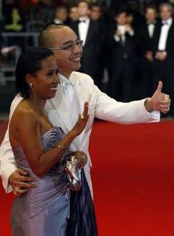 นี่ค่ะ ของจริง นักแสดงหญิงไทยคนแรกที่ไปเดินพรมแดงคานส์ วัลภา มงคลประเสริฐ จากลุงบุญมีระลึกชาติ