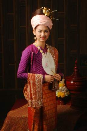 ไทเขิน(ไทขึน)