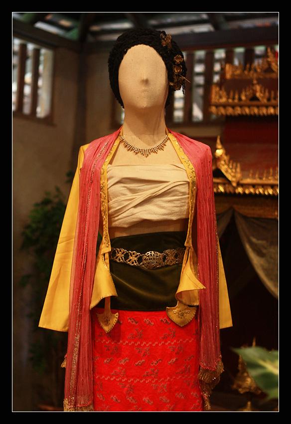 พิพิธภัณฑ์ผ้าโบราณสบันงา