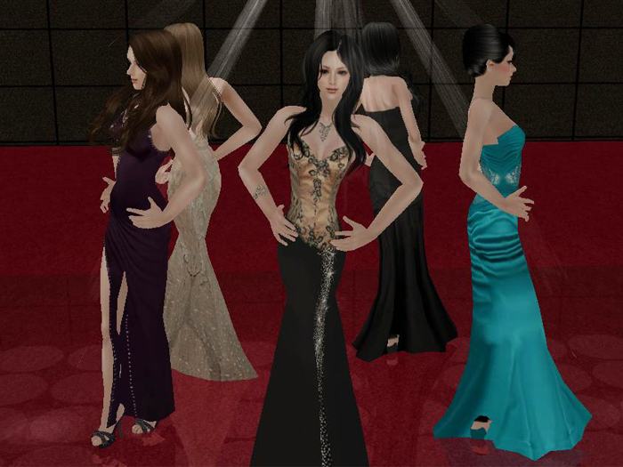 Miss sims Queen international 2013 ( Top 5 )