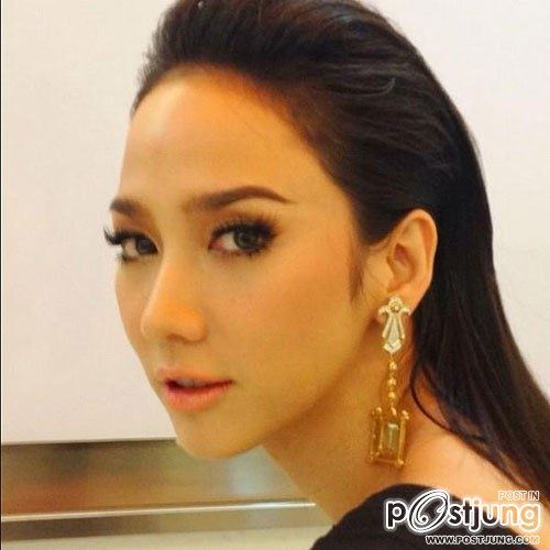 ทำไมใครๆ ก็หน้าเหมือน อั้ม!