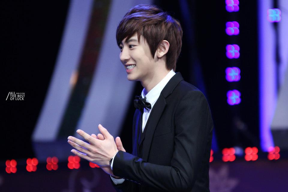 หยอยใส่สูทแล้วถูกใจเจ๊ที่สู๊ด!!!
