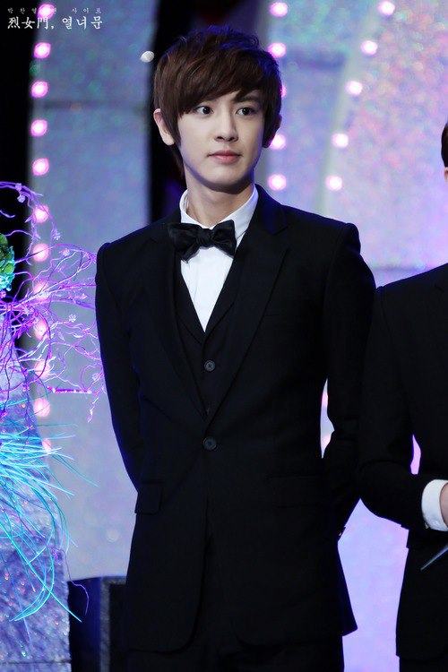 หยอยใส่สูทแล้วถูกใจเจ๊ที่สู๊ด!!!