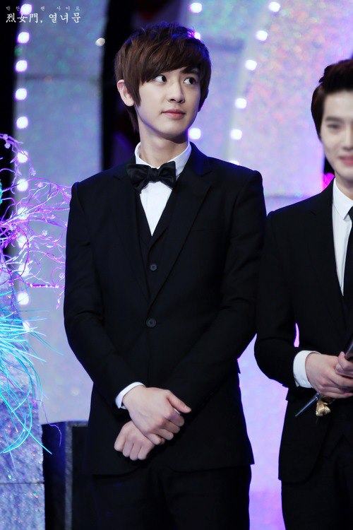 หยอยใส่สูทแล้วถูกใจเจ๊ที่สู๊ด!!!