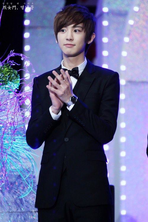 หยอยใส่สูทแล้วถูกใจเจ๊ที่สู๊ด!!!