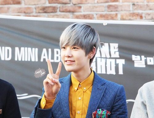 จะต้องเกิดอีกกี่ชาติถึงจะขาวกว่าชนีนางนี้TT
