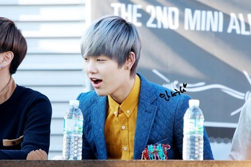 จะต้องเกิดอีกกี่ชาติถึงจะขาวกว่าชนีนางนี้TT