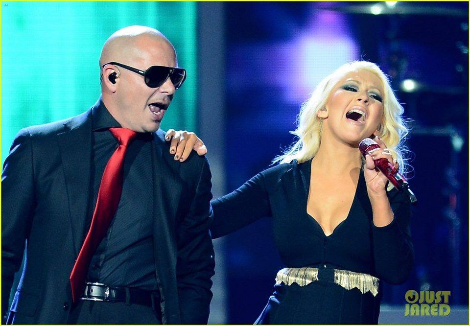 Christina Aguilera & Pitbull @ Billboard Music Awards 2013